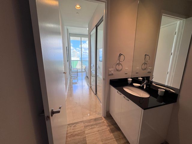 16001 Collins Avenue 4002, Sunny Isles Beach, FL 33160