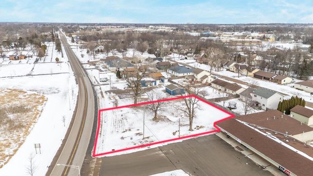 RACINE ROAD, Menasha, WI 54952