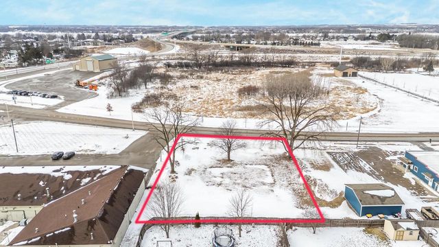 RACINE ROAD, Menasha, WI 54952