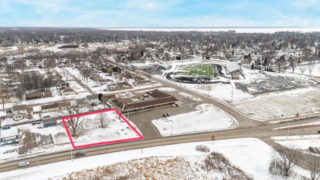 RACINE ROAD, Menasha, WI 54952