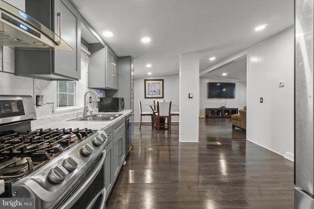 151 ROBIN, West Deptford, NJ 08066