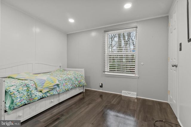 151 ROBIN, West Deptford, NJ 08066