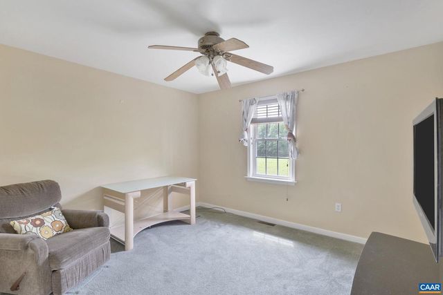 3590 MOUNTAIN HILL RD, Palmyra, VA 22963