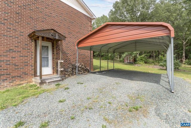 3590 MOUNTAIN HILL RD, Palmyra, VA 22963