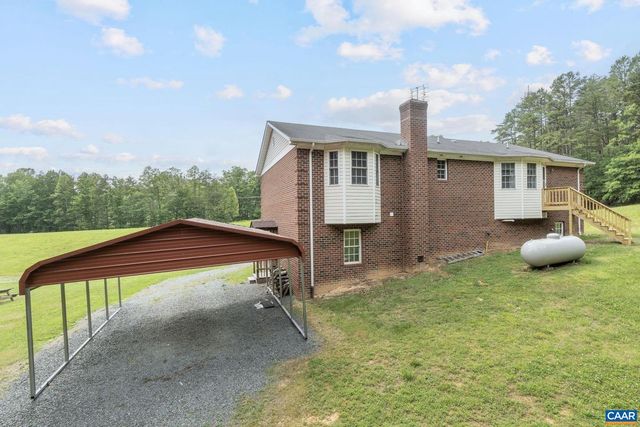 3590 MOUNTAIN HILL RD, Palmyra, VA 22963