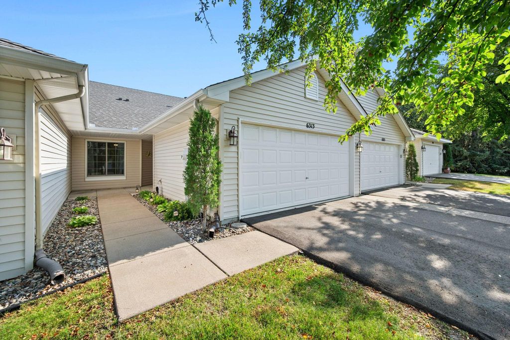6313 Brook Lane, Savage, MN 55378 — photo 2
