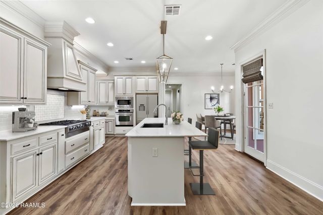 106 Tortola Lane, Youngsville, LA 70592