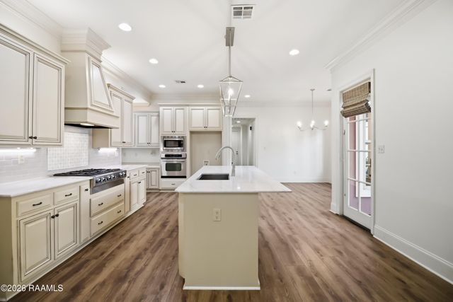 106 Tortola Lane, Youngsville, LA 70592