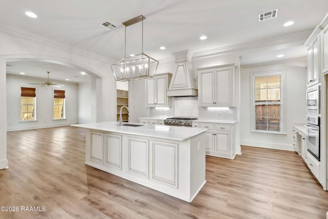 106 Tortola Lane, Youngsville, LA 70592