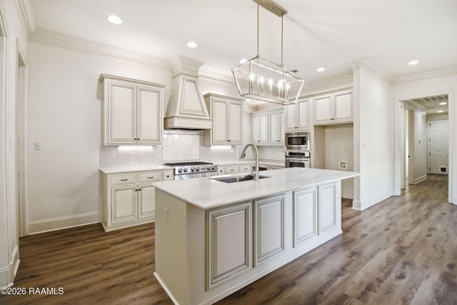 106 Tortola Lane, Youngsville, LA 70592