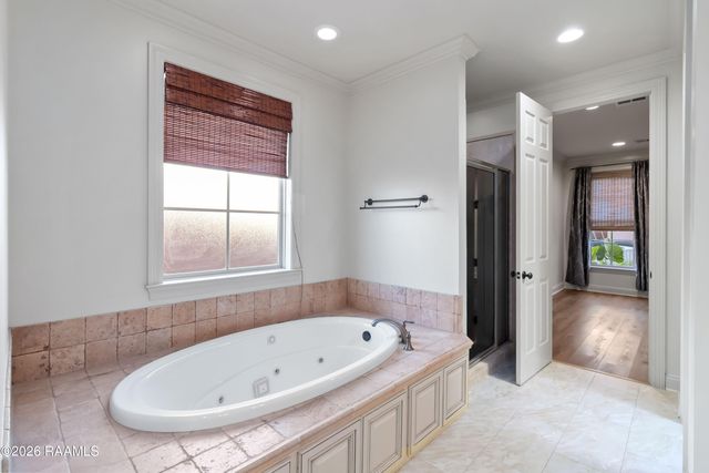 106 Tortola Lane, Youngsville, LA 70592