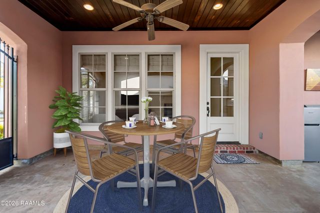 106 Tortola Lane, Youngsville, LA 70592