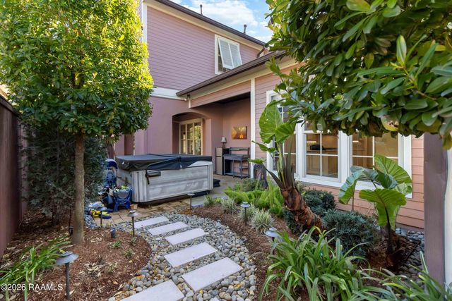 106 Tortola Lane, Youngsville, LA 70592