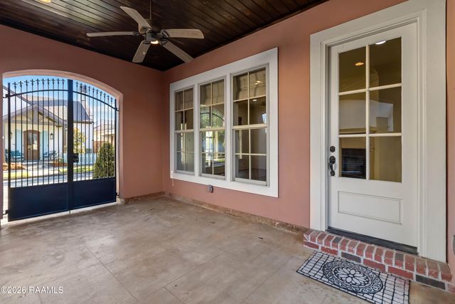 106 Tortola Lane, Youngsville, LA 70592