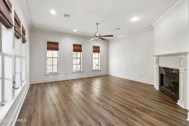 106 Tortola Lane, Youngsville, LA 70592