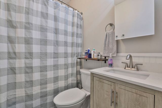 14 W. Water St 3, Wakefield, MA 01880