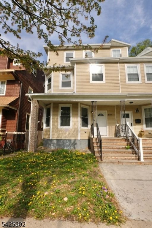 678 Highland Ave, Newark City, NJ 07104 — photo 2