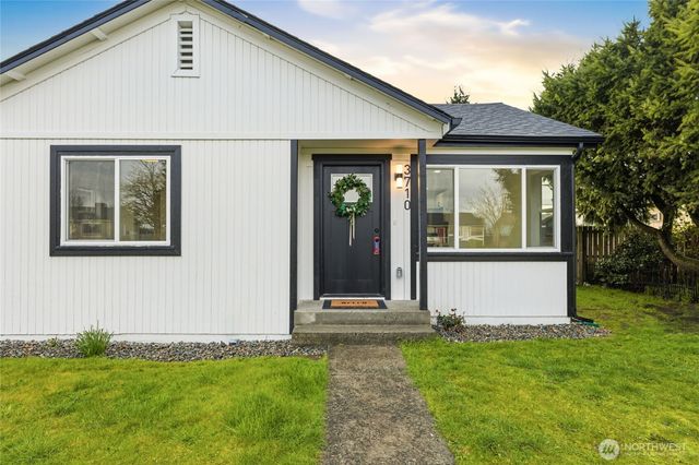 3710 E F Street, Tacoma, WA 98404