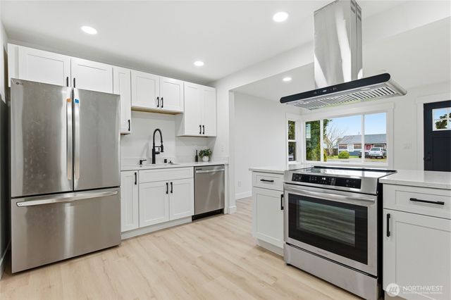 3710 E F Street, Tacoma, WA 98404