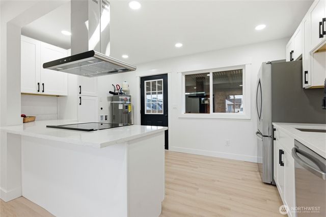 3710 E F Street, Tacoma, WA 98404