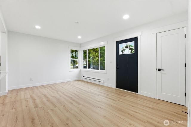 3710 E F Street, Tacoma, WA 98404