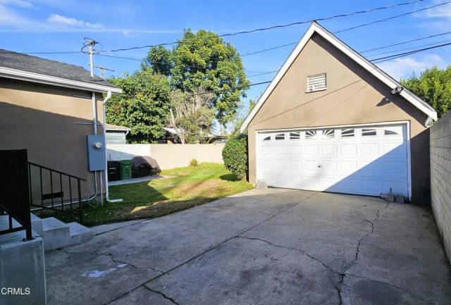 1318 N Van Ness Avenue, Compton, CA 90221