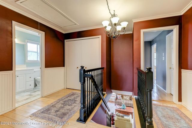 226 Teasdale Place, Morganville, NJ 07751