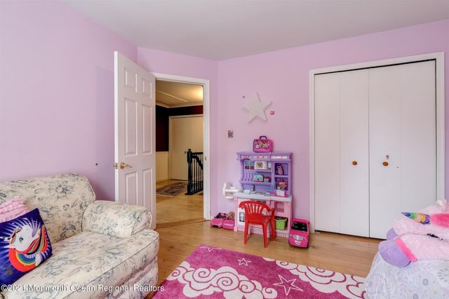 226 Teasdale Place, Morganville, NJ 07751