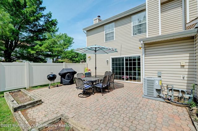 226 Teasdale Place, Morganville, NJ 07751