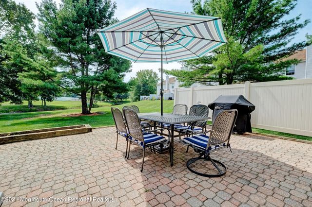 226 Teasdale Place, Morganville, NJ 07751