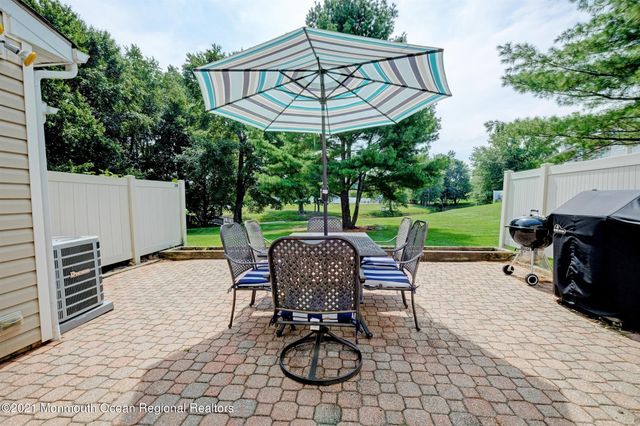 226 Teasdale Place, Morganville, NJ 07751
