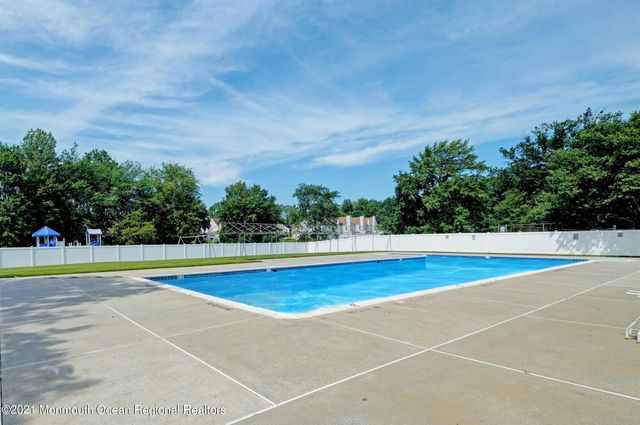 226 Teasdale Place, Morganville, NJ 07751