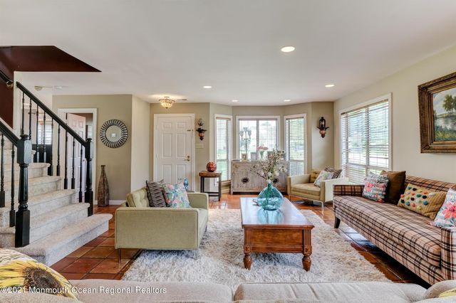 226 Teasdale Place, Morganville, NJ 07751