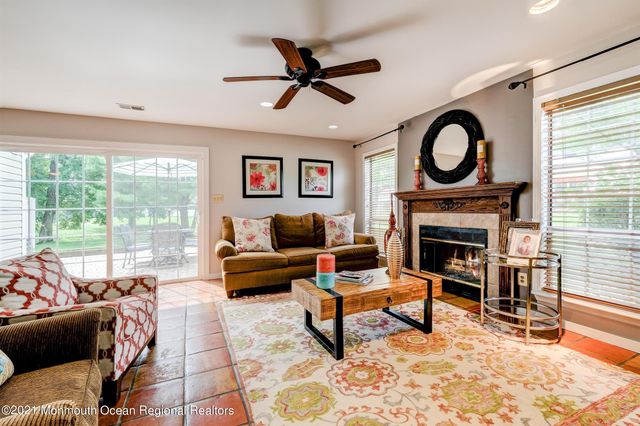 226 Teasdale Place, Morganville, NJ 07751