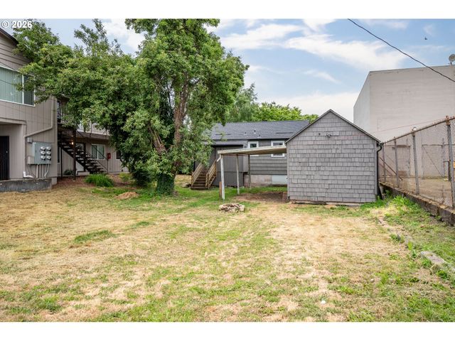 1158 10TH Ave, Longview, WA 98632