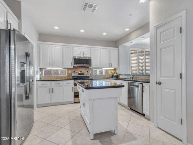 41933 N CROOKED STICK Road, Anthem, AZ 85086