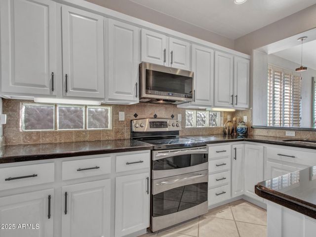 41933 N CROOKED STICK Road, Anthem, AZ 85086