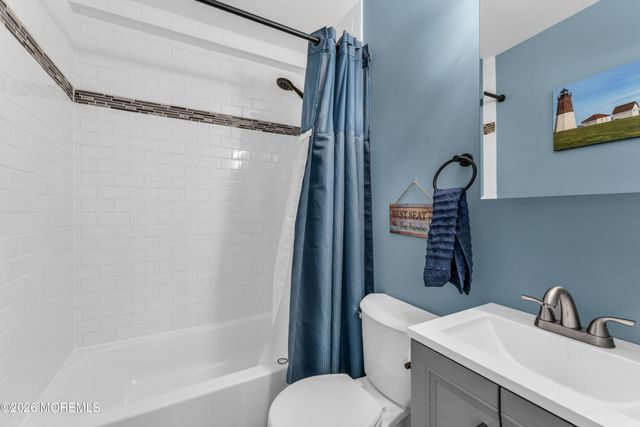 37 Central Avenue, Hazlet, NJ 07730