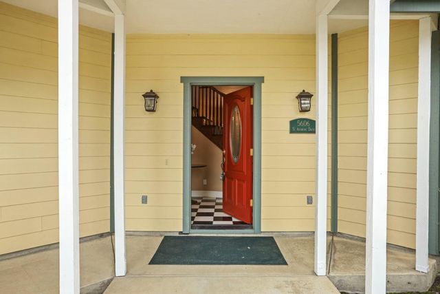 5606 Saint Andrews Dr, Stockton, CA 95219