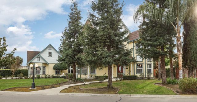 5606 Saint Andrews Dr, Stockton, CA 95219