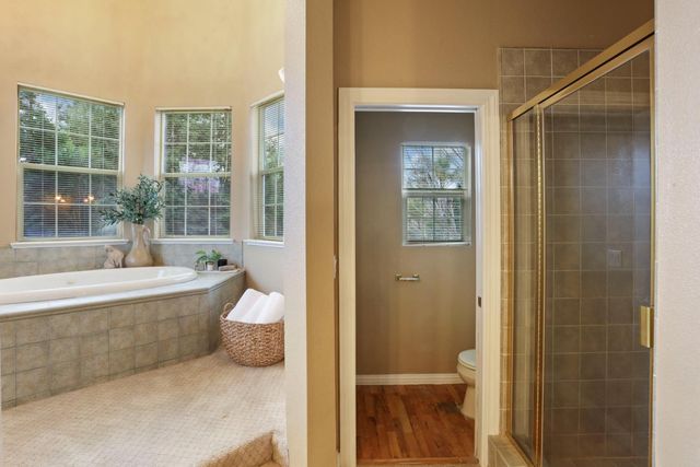 5606 Saint Andrews Dr, Stockton, CA 95219