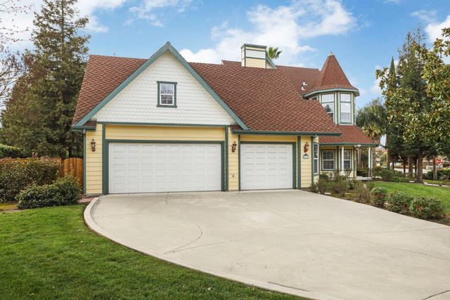 5606 Saint Andrews Dr, Stockton, CA 95219