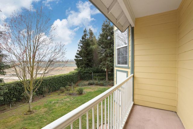 5606 Saint Andrews Dr, Stockton, CA 95219