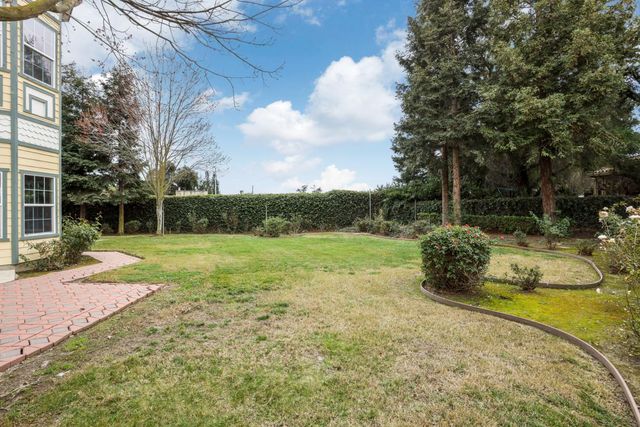 5606 Saint Andrews Dr, Stockton, CA 95219