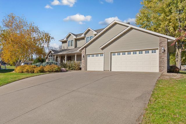 1802 Eagle Court, Faribault, MN 55021