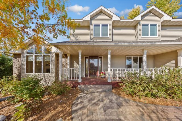 1802 Eagle Court, Faribault, MN 55021