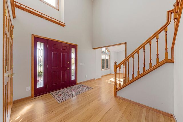 1802 Eagle Court, Faribault, MN 55021