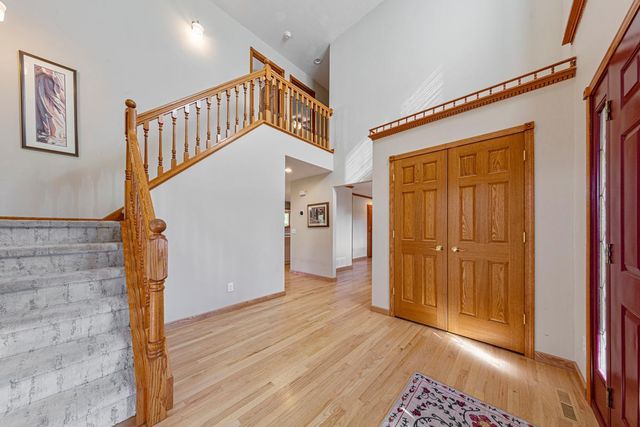 1802 Eagle Court, Faribault, MN 55021