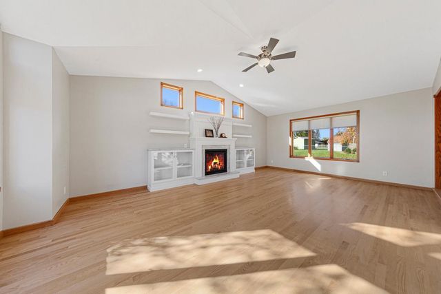 1802 Eagle Court, Faribault, MN 55021