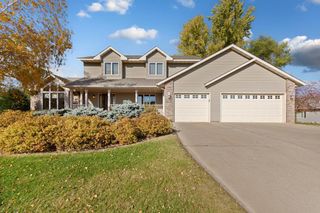 1802 Eagle Court, Faribault, MN 55021